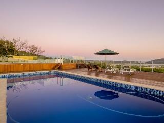 Madison Manor Boutique Hotel