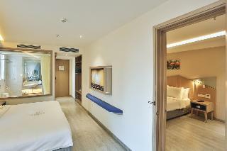 Le's Cham Hotel
