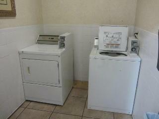 Hotel Econo Lodge I-27