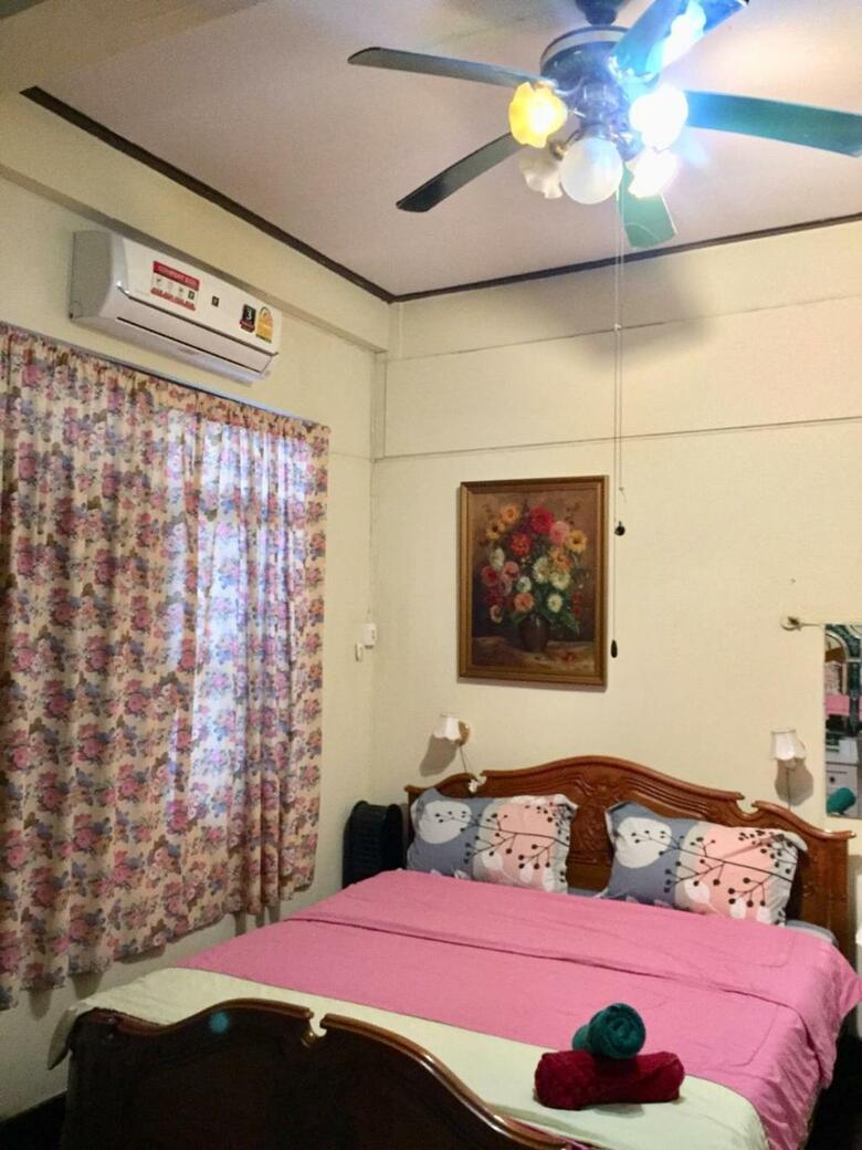 Hostal King's Home Hua Hin Homestay