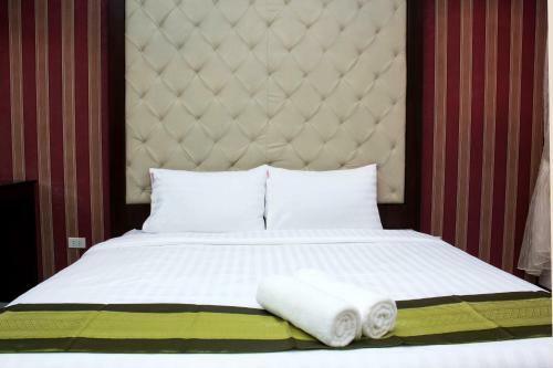 Hotel Roses Huahin