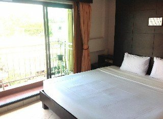 Hotel Royal Express Hua Hin By Compass Hospitality