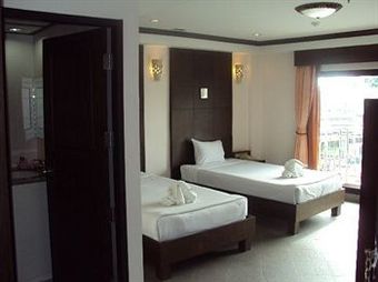 Hotel Royal Express Hua Hin By Compass Hospitality