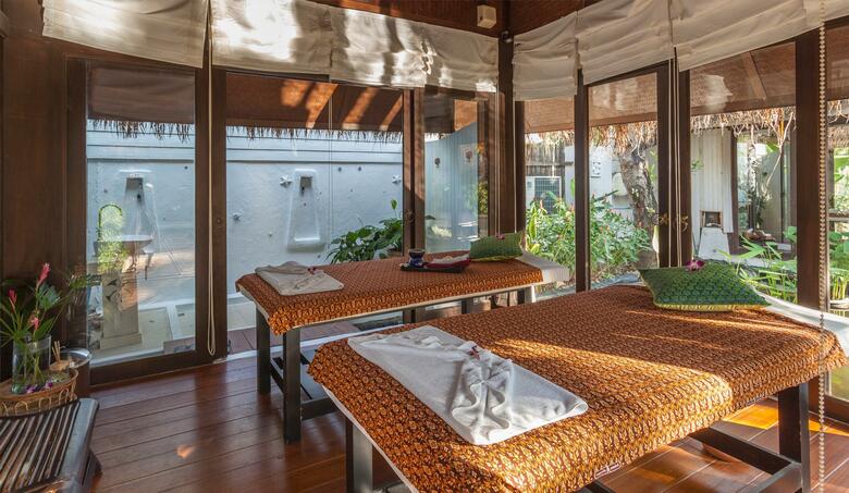 Hotel Dhevan Dara Resort & Spa - Hua Hin