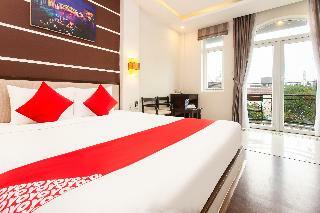 Hotel Oyo 724 Golden Palm Villa