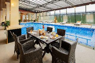 Ladalat Hotel