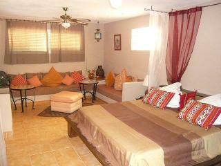 Villa In Marbella, Malaga 103251
