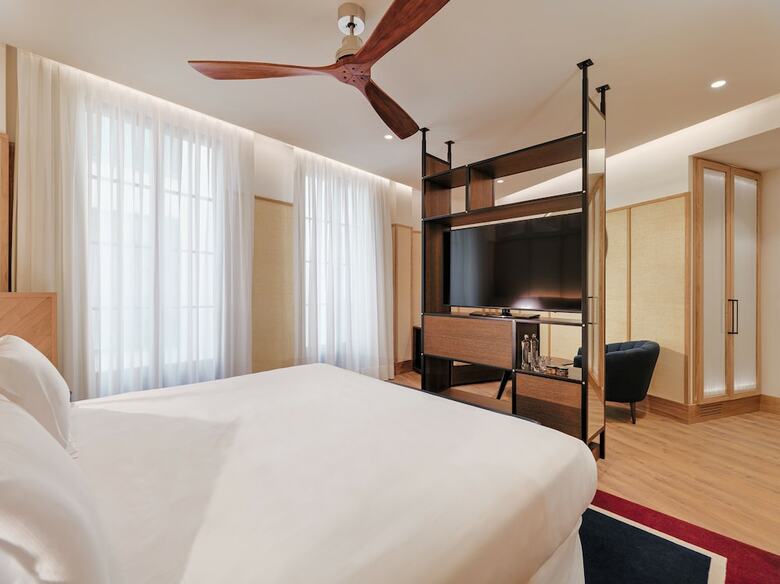Hotel H10 Madison