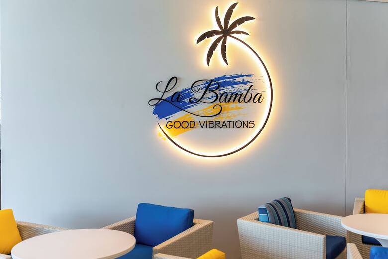 The Blaauberg Beach Hotel