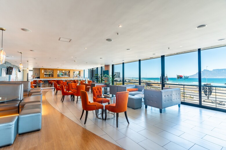 The Blaauberg Beach Hotel