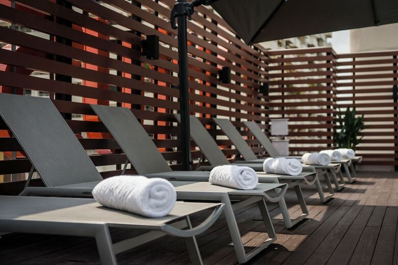 Hotel Citrus Suites Sukhumvit 6 By Compass Hospitality