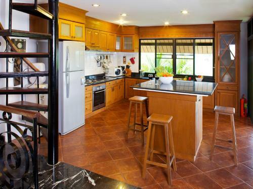 Thara Bayview Villa