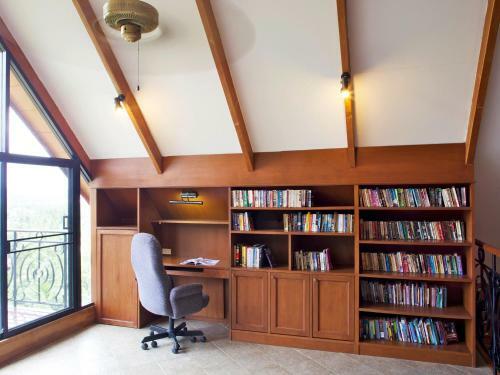 Thara Bayview Villa