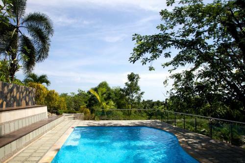 Thara Bayview Villa