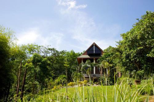Thara Bayview Villa