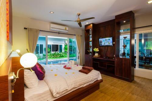 Villa Irawan House