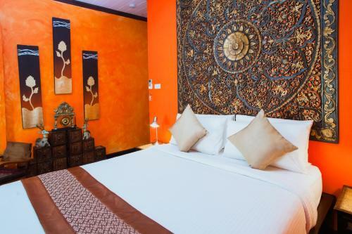 Baan Manuchang Villa