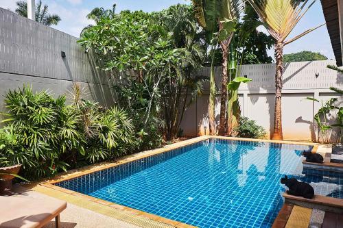 Baan Manuchang Villa