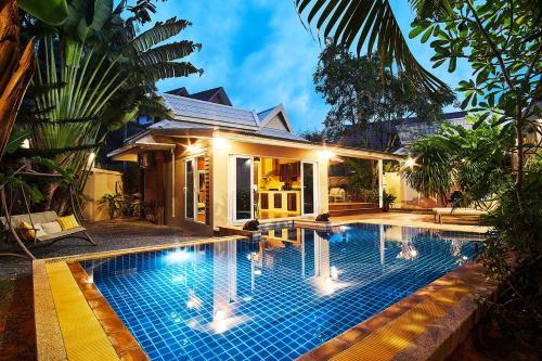 Baan Manuchang Villa