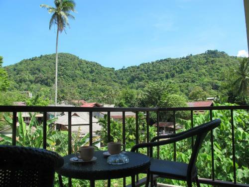 Hostal Baan Taveesri