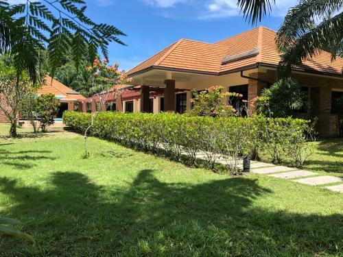 Baan Santi Villa
