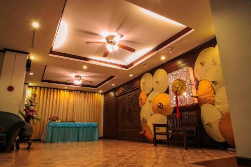 Hotel Regent Lodge Lampang