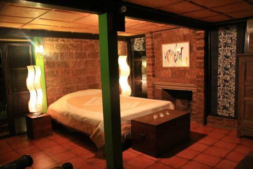 Posada The Riverside Guest House