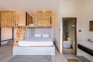Albergue Arch39 Minimal Art & Craft Hotel