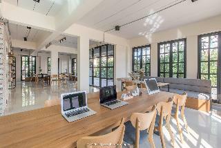 Albergue Arch39 Minimal Art & Craft Hotel
