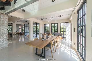 Albergue Arch39 Minimal Art & Craft Hotel