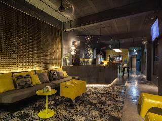 Hotel Fulfill Phuket Hostel