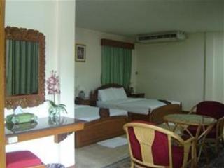 Golden Cupids Hotel