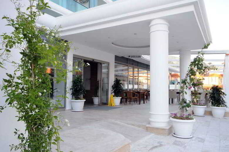 Idas Hotel
