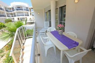 Villa La Riviera