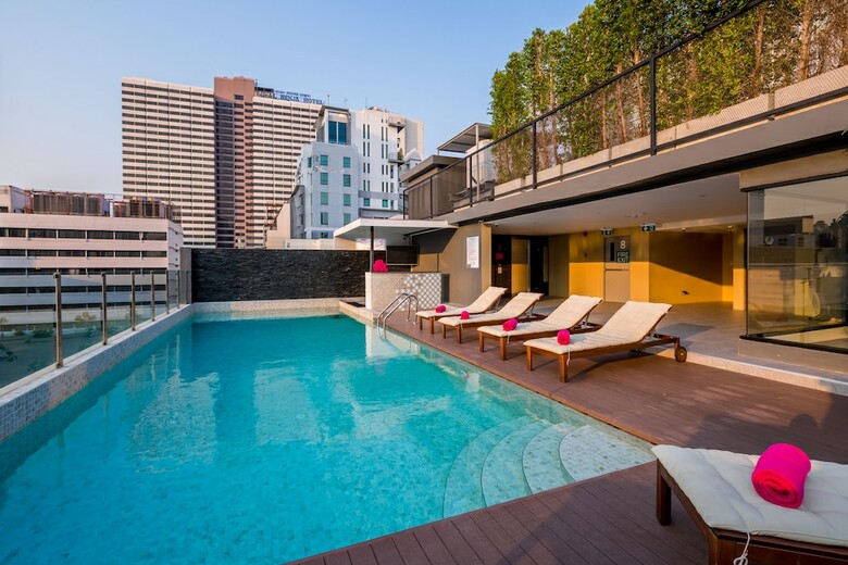 Hotel Glow Sukhumvit 5
