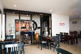 Nim Hotel