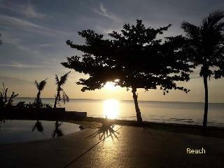 Hotel Khanom Beach Resort And Spa