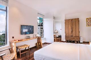 Sky Gem Central Hotel