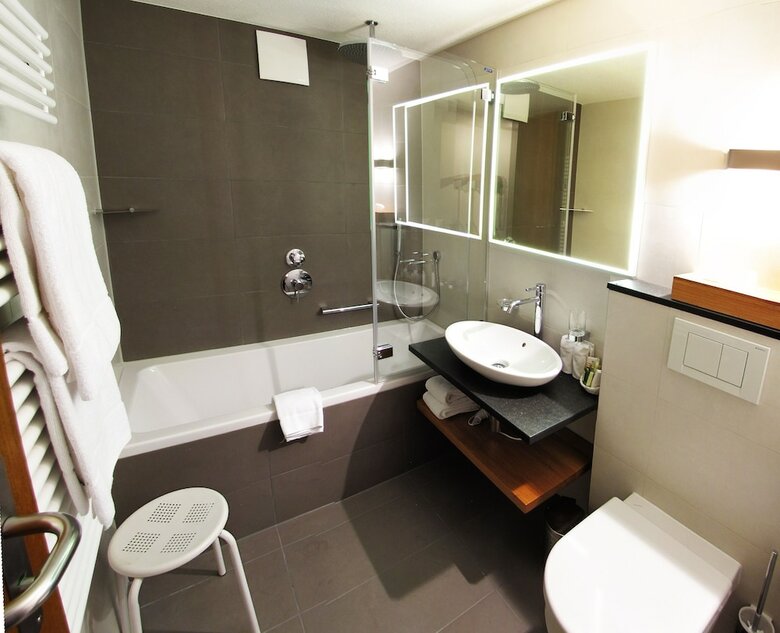 Hotel Allalin
