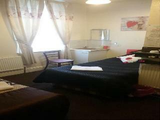 Hotel Willow Grove