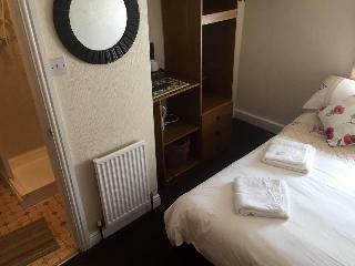 Hotel Willow Grove