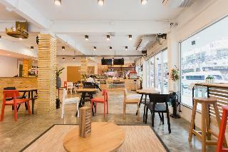 Narawat Asoke Hotel