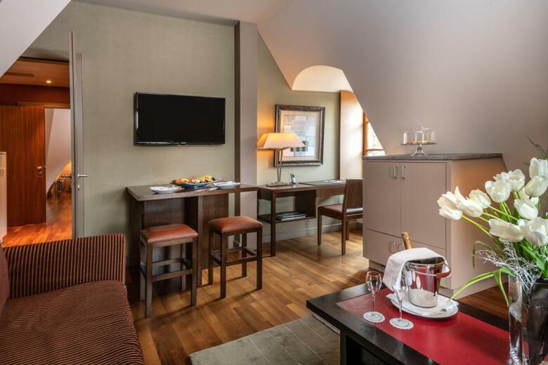 Hotel Parc Des Eaux Vives
