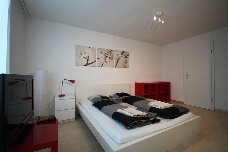 Hitrental Letzigrund - Apartment