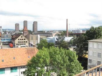 Hitrental Letzigrund - Apartment