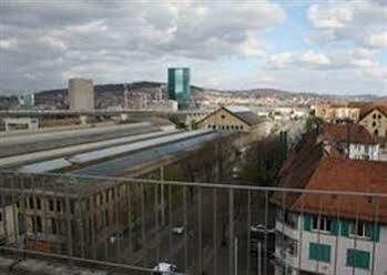 Hitrental Letzigrund - Apartment