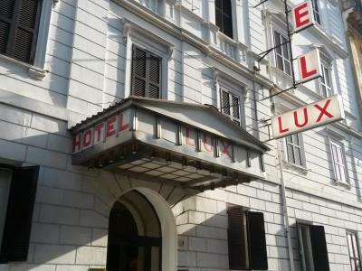 Raeli Hotel Lux