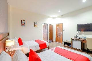 Hotel Oyo 557 Tong House Resort