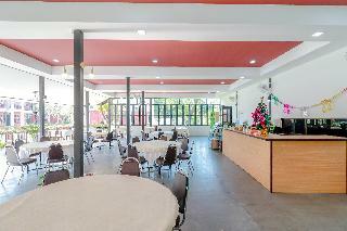 Hotel Oyo 557 Tong House Resort