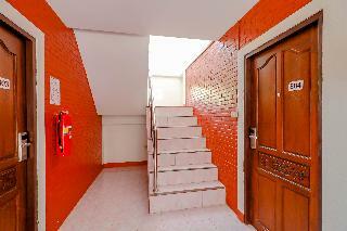 Hotel Oyo 557 Tong House Resort